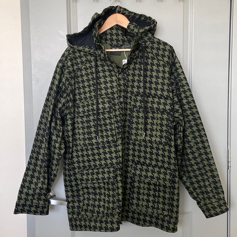 ADIDAS X IVY PARK
Houndstooth Print Jacket w/ Tags
